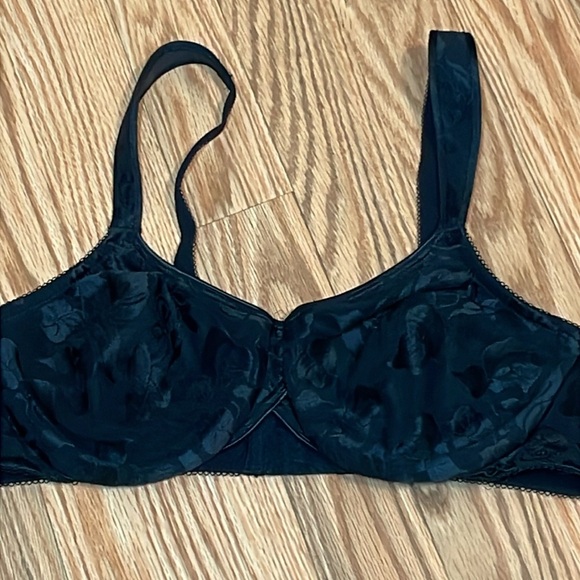 Wacoal Underwire Black Lace Bra, 38C - Picture 2 of 6